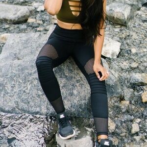 Zyia Black Moto Light n Tight Hi-Rise 7/8 24"